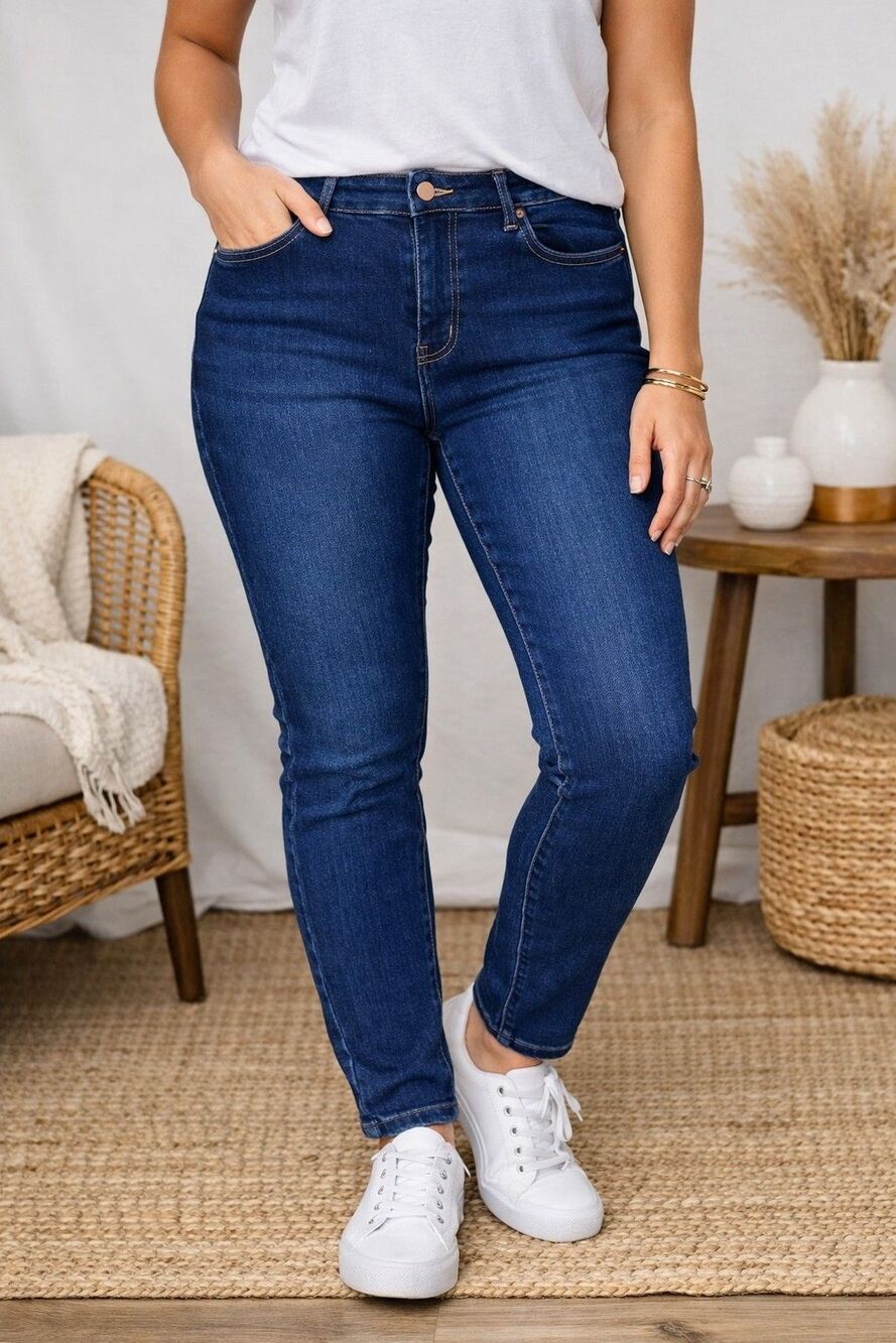 Fashion Nova Blue Jeans Denim Cotton Blend Mid Rise Women’s Size 14